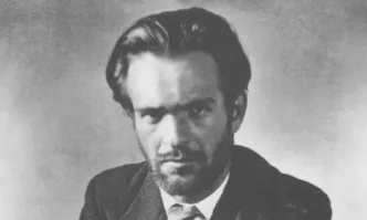 Роднините на писателя казват че както той така и те