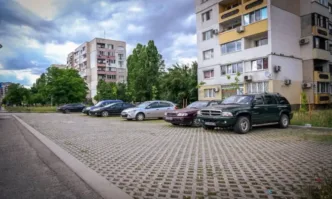 С идея за повече паркоместа: Облагородяват над 200 междублокови пространства в София