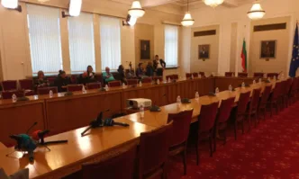 След като изборът за председател на 48 ото Народното събрание втори