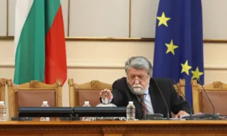 Вежди Рашидов: Жалко, по подобни причини напуснах предишния парламент, ние се подиграваме с хората