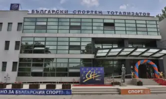 Поредица от наразумни и некомпетентни решения на изпълнителният директор на