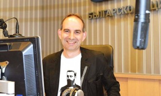 От Фейсбук профила на журналиста Петър Волгин Продължаваме промяната няма как