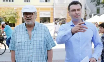 Големия артист и преподавател има градинка на свое име в