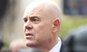 Главният прокурор Иван Гешев се завърна от САЩ късно снощи