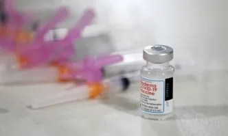 Модерна цели да произведе до един милиард дози от своята ваксина срещу COVID-19 тази година