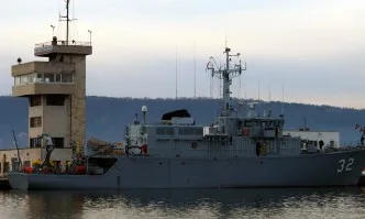 Три фирми искат да модернизират Военноморските сили