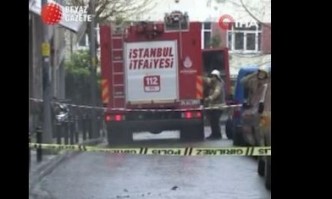Евакуация в жилищен район на Истанбул след взрив на място с високоволтови кабели (ВИДЕО)