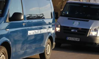 Полицията хвана две групи бежанци във Врачанско съобщиха от МВР Враца