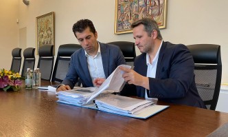 Премиерът Кирил Петков специално благодари на зам министърът на земеделието Иван