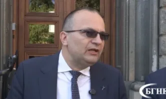 Мартин Димитров: Дефицитът да бъде ограничен до 3% още 2026 г.