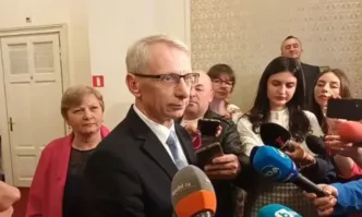 Нека първо да минем през обсъждане в коалициятаПП ДБ може и