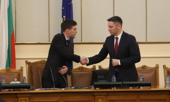 Зам председателят на Народното събрание Кристиан Вигенин няма да се карантинира