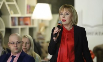 Мая Манолова: Дните на правителството са преброени
