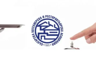 Управляващите за пореден път неглижират туризма и залагат капани на