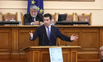 Аз излязох днес от парламента и говорих с моите родители