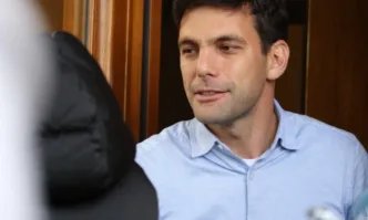Националният съвет на Продължаваме промяната е взел решение Никола Минчев