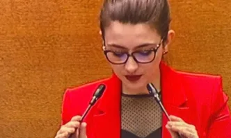 От профила във Фейсбук на Калина Андролова БЛАГОДАРЯ Г ЖО ГУЦАНОВА каза