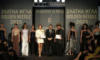 Дизайнери и модни къщи представиха най новите си предложения по