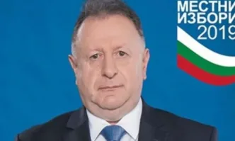 По първоначална информация 63 годишният кмет се е самопрострелялКметът на община