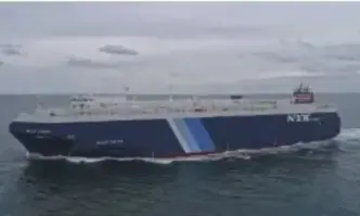 Капитан на отвлечения в Червено море кораб е 38 годишният Любомир