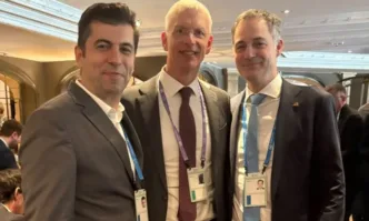 От Фейсбук профила Слави ТрифоновПрочетох как Кирил Петков се е