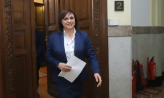 Без търг и конкурс адвокатска кантора е получила договори за