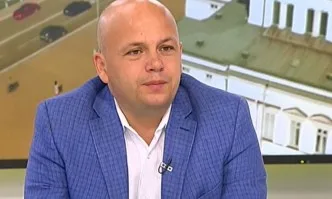 Симов от БСП за евентуален проект на Петков и Василев: Не смятам, че може да съществува такава всеядна партия