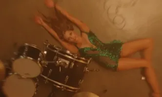 Майли Сайръс с първи по рода си поп-опера албум