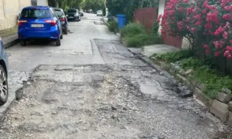 Не улици, а капани за хора и автомобили: Тормоз без край за жители и гости на Драгалевци