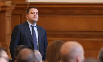 Станислав Балабанов: Парламентът продължава да е заложник на ината на втория