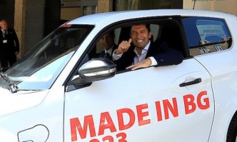 Изтеглят превозните средства заради опасни повреди Малките електрически автомобили E Go