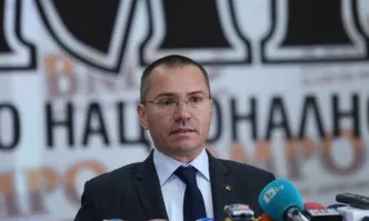 Ангел Джамбазки към МВнР: Недопустимо е да се толерира Коминтерновската политика на съвременно Скопие!
