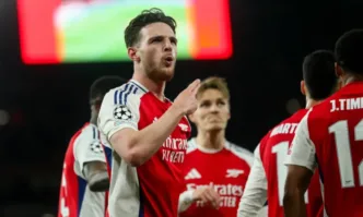 Третият най голям клуб на домашната сцена в Англия е и