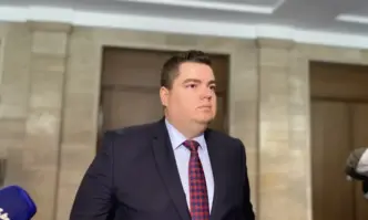 Сега ще видим на коя страна застава президентът заяви Стою