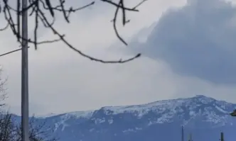 Облачността в началото на новата седмица ще е предимно значителна