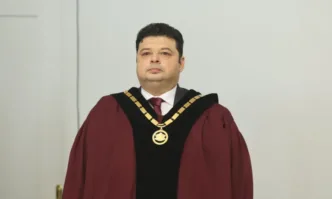 Конституционният съд вече е в пълен 12 членен състав след като