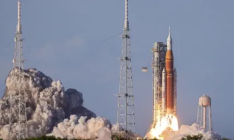 Артемис II се завръща на Земята