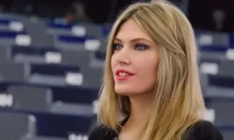 Бившият зам председател на ЕП Ева Кайли е признала на разпит
