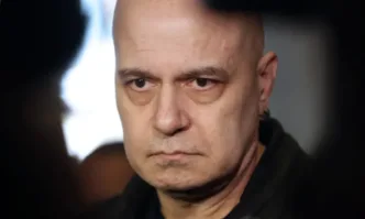 Слави Трифонов поиска оставката на Васил Терзиев след пресконференцията за случая Петрохан-Околчица