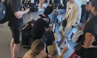 Нискотарифната авиокомпания Ryanair заряза български пътници над 12 часа на