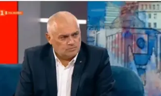 Почти винаги причината е статично електричество Най вероятно човешка грешка стои в