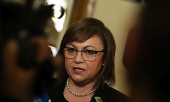 От Фейсбук профила на Любен Дилов син Нито един патрон за Украйна