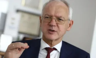 Въпреки увеличаването на вноса на работници от трети страни след