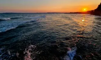 През днешния де ще бъде предимно слънчево съобщават от Националния