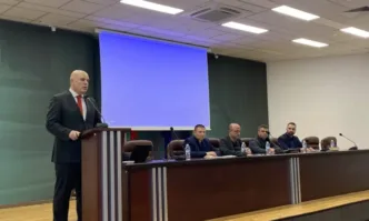 Гешев: Случаят със загиналите мигранти е резултат от войната между институциите