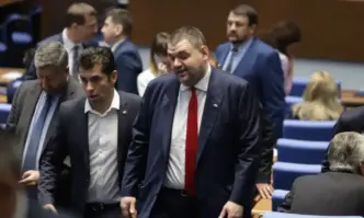 Христо Иванов обещава пред избирателите да спре Пеевски