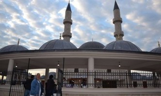 Най големият мюсюлмански храм у нас новата джамия в Кърджали