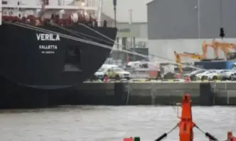 Корабът Верила задържан в Ирландия заради открити около 300 кг