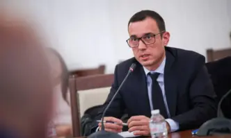 Кметът Васил Терзиев представители на организации на заведения и ресторантьори