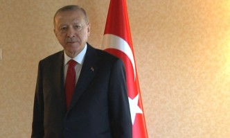 Ердоган отряза тока на опозиционен лидер